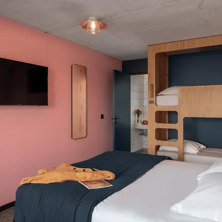 Eklo Bordeaux Centre Bastide Hotel Exterior photo